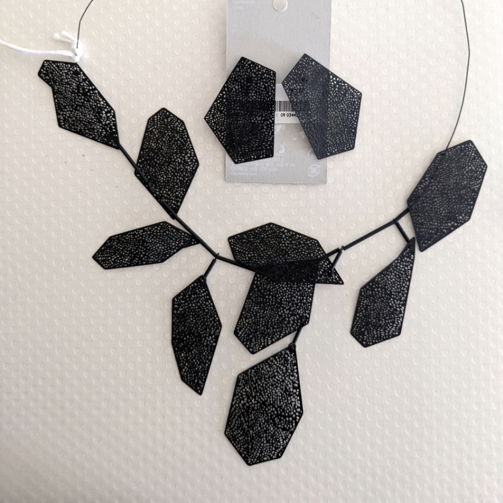 COS earring and necklace set